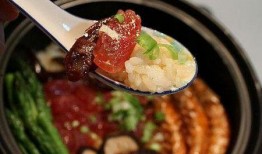 煲仔饭腊肠爆料视频播放,视频播放背后的烹饪秘籍