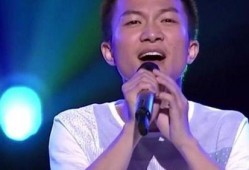 周深歌手爆料邻居视频,揭秘歌手真实生活瞬间